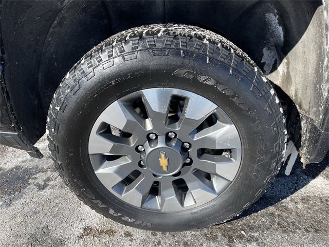 Used 2024 Chevrolet Silverado 2500 Custom w/ Custom Value Package image 10