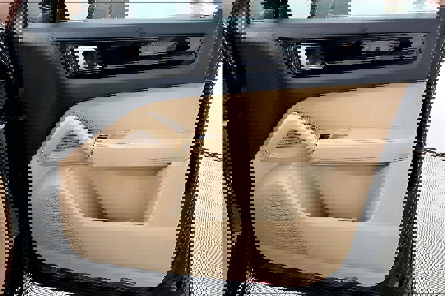 Used 2019 Porsche Cayenne S image 21