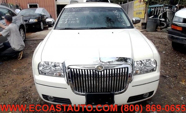 Used 2009 Chrysler 300 Touring RWD image 4