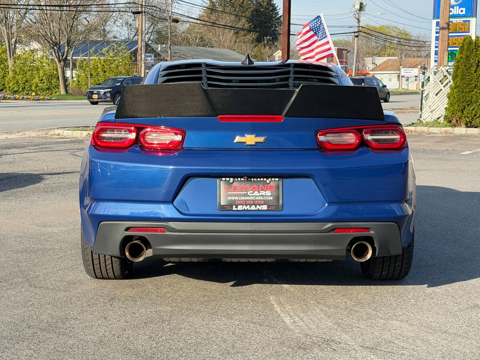 Used 2021 Chevrolet Camaro LT RWD image 4