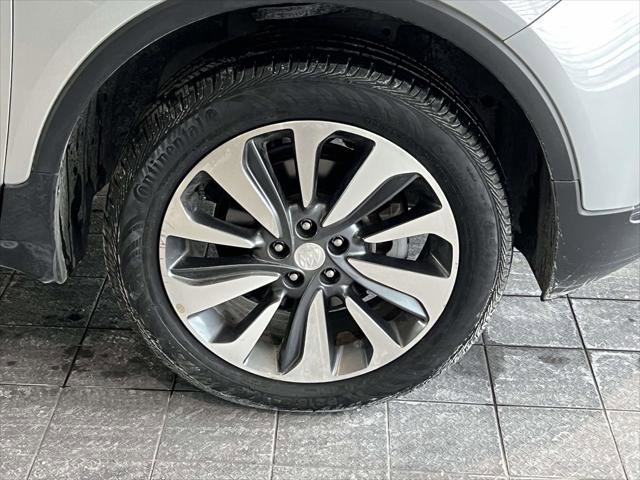 Used 2022 Buick Encore Preferred w/ Safety Package image 8