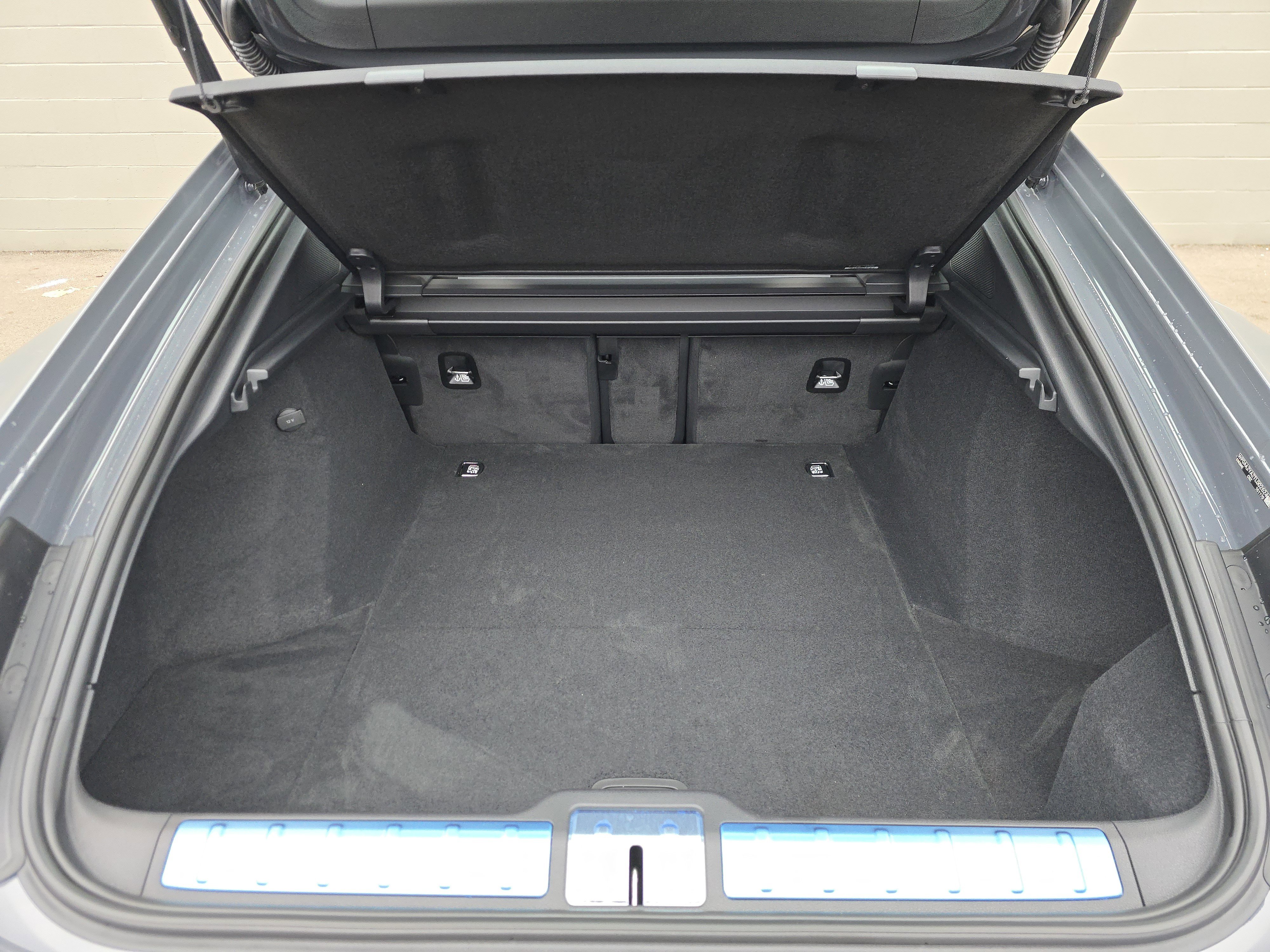 New 2026 Porsche Panamera 4 image 15