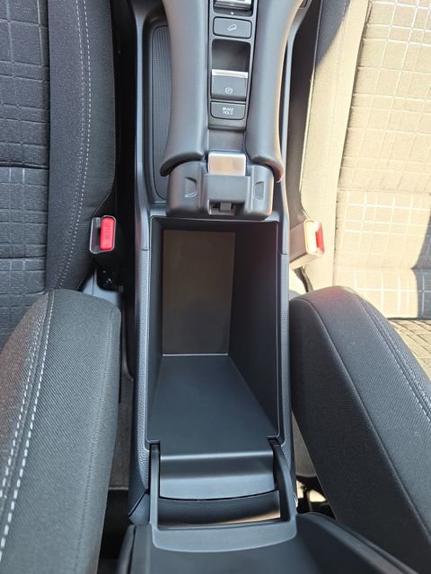 Used 2025 Honda HR-V LX image 23