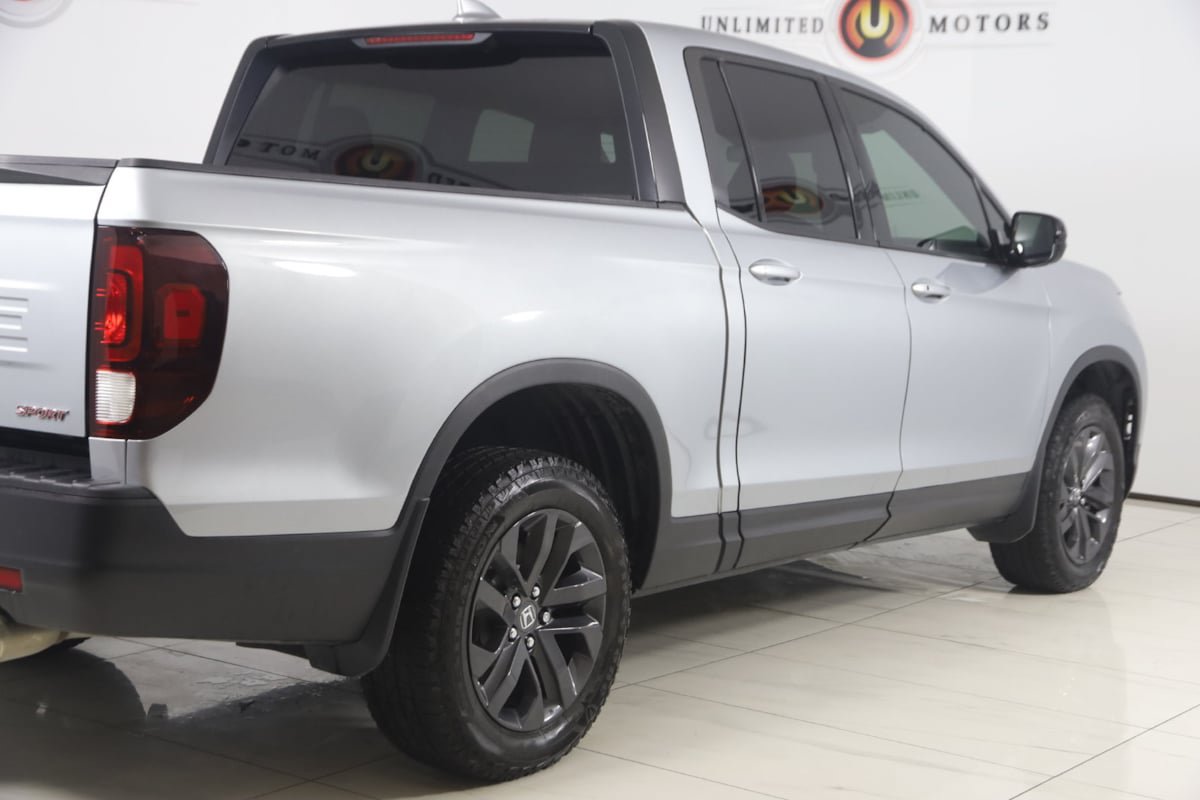 Used 2025 Honda Ridgeline Sport image 34