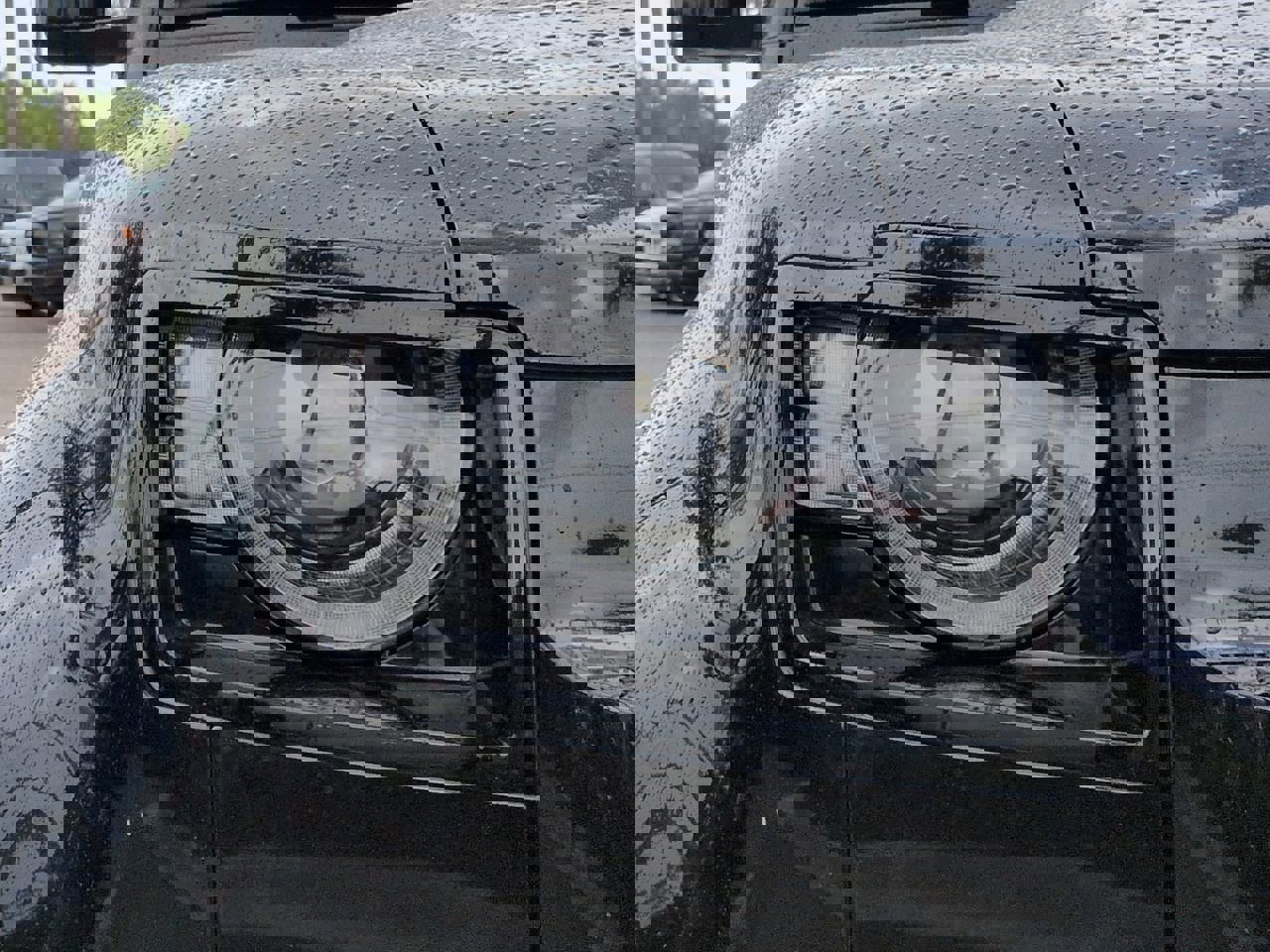 Used 2023 Land Rover Defender 110 X-Dynamic SE image 10