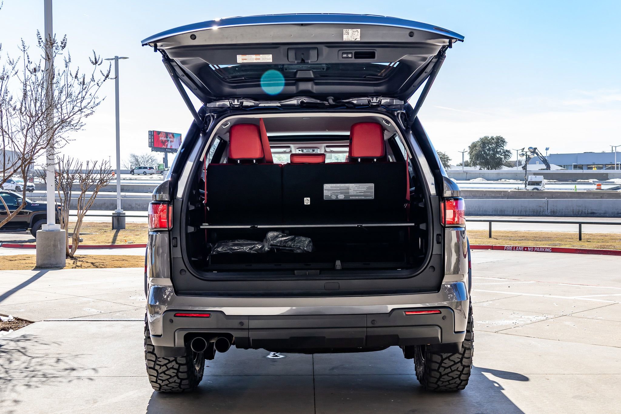 Used 2023 Toyota Sequoia TRD Pro AWD/4WD image 9