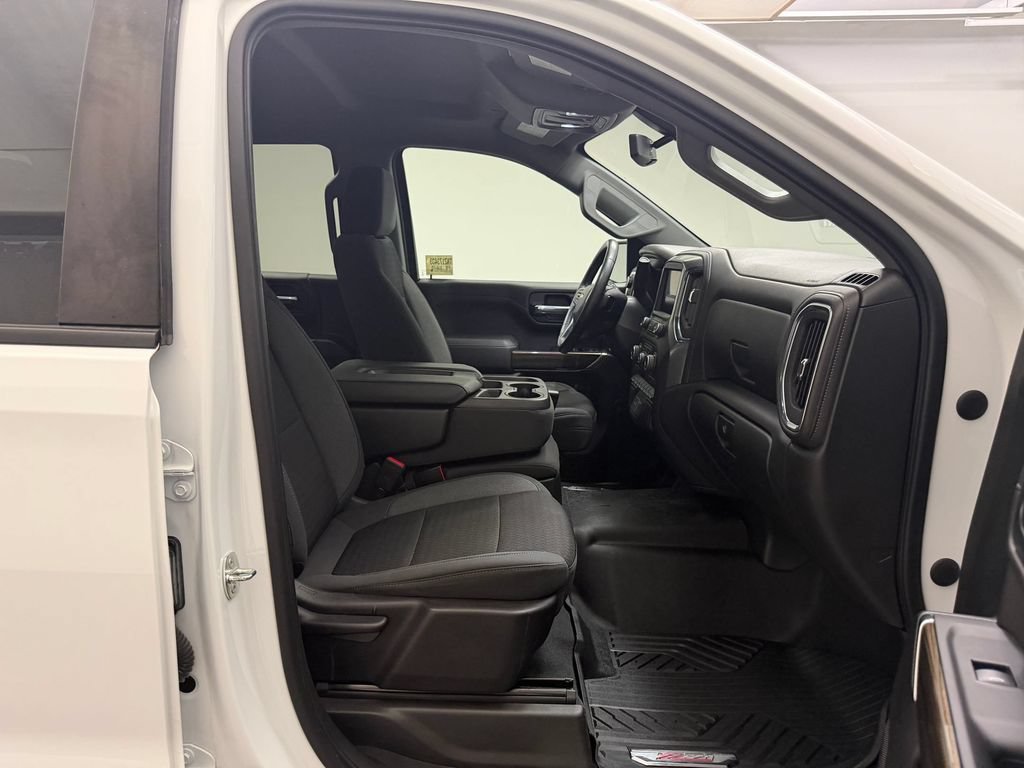 Used 2022 Chevrolet Silverado 1500 LT AWD/4WD image 26