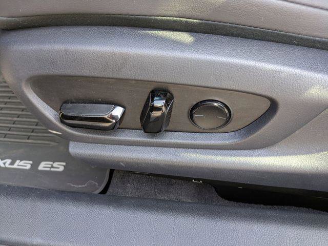 Certified 2023 Lexus ES 350 w/ Premium Package image 19