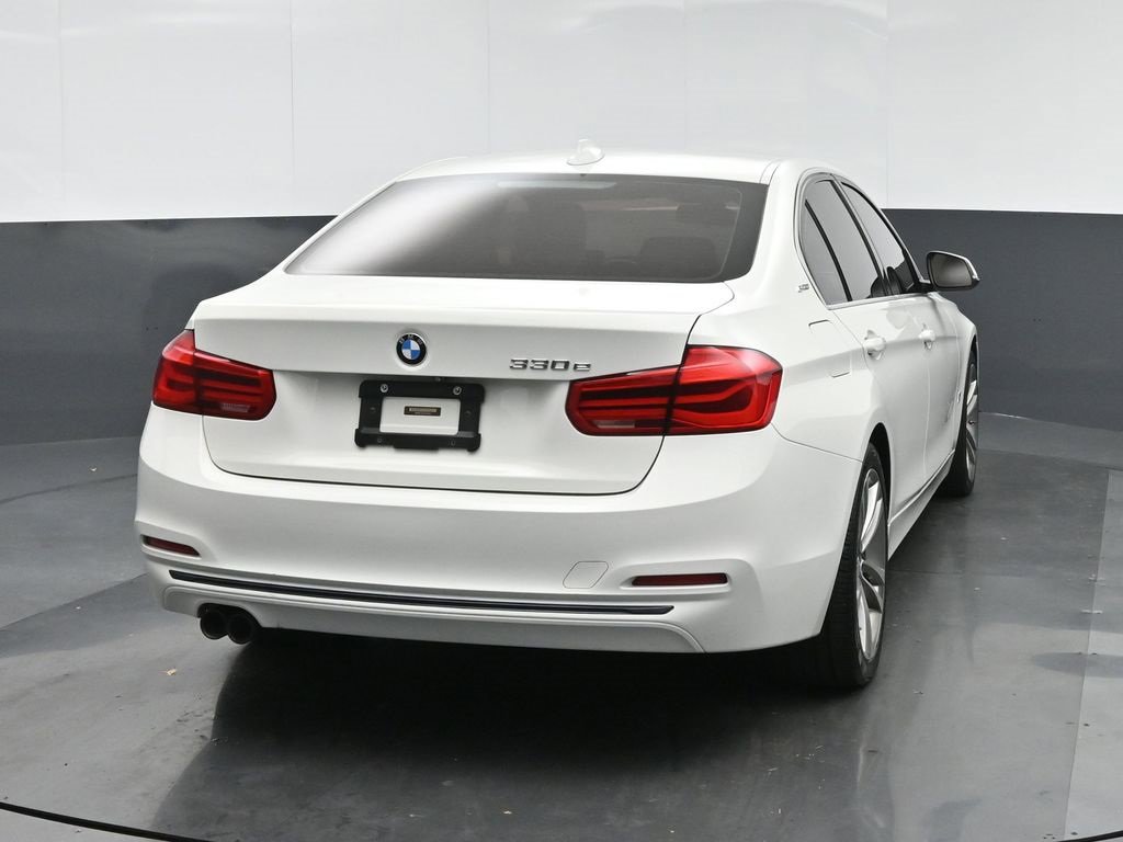 Used 2018 BMW 330e image 6