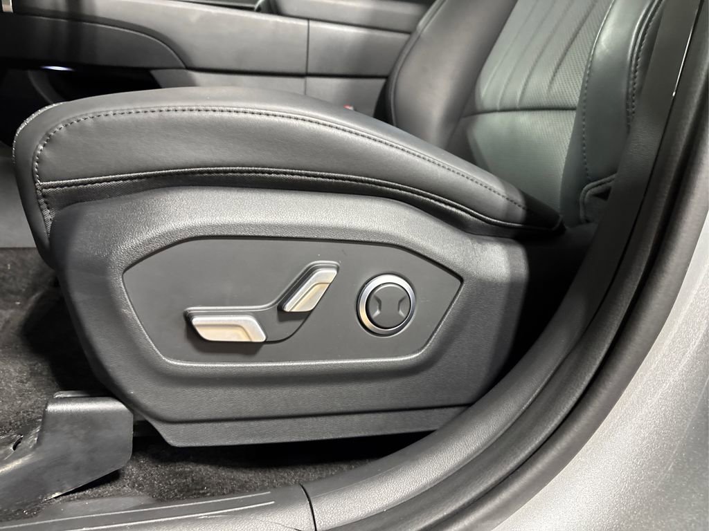 Used 2025 Hyundai Santa Fe SEL image 38