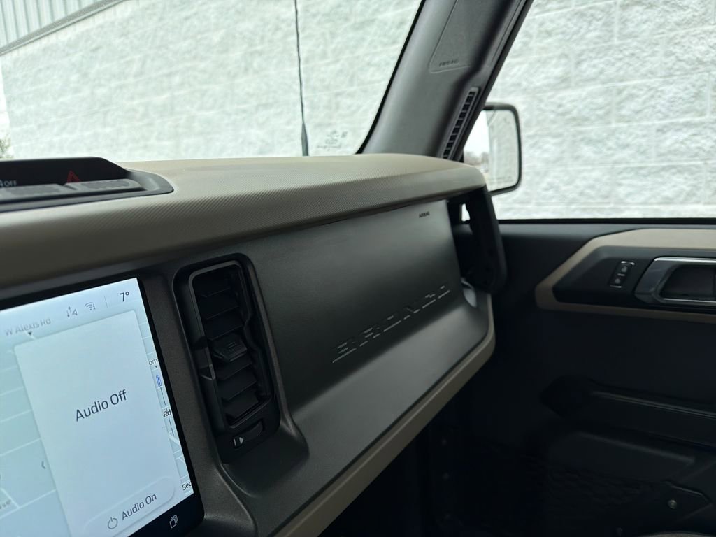 Used 2025 Ford Bronco Big Bend image 52