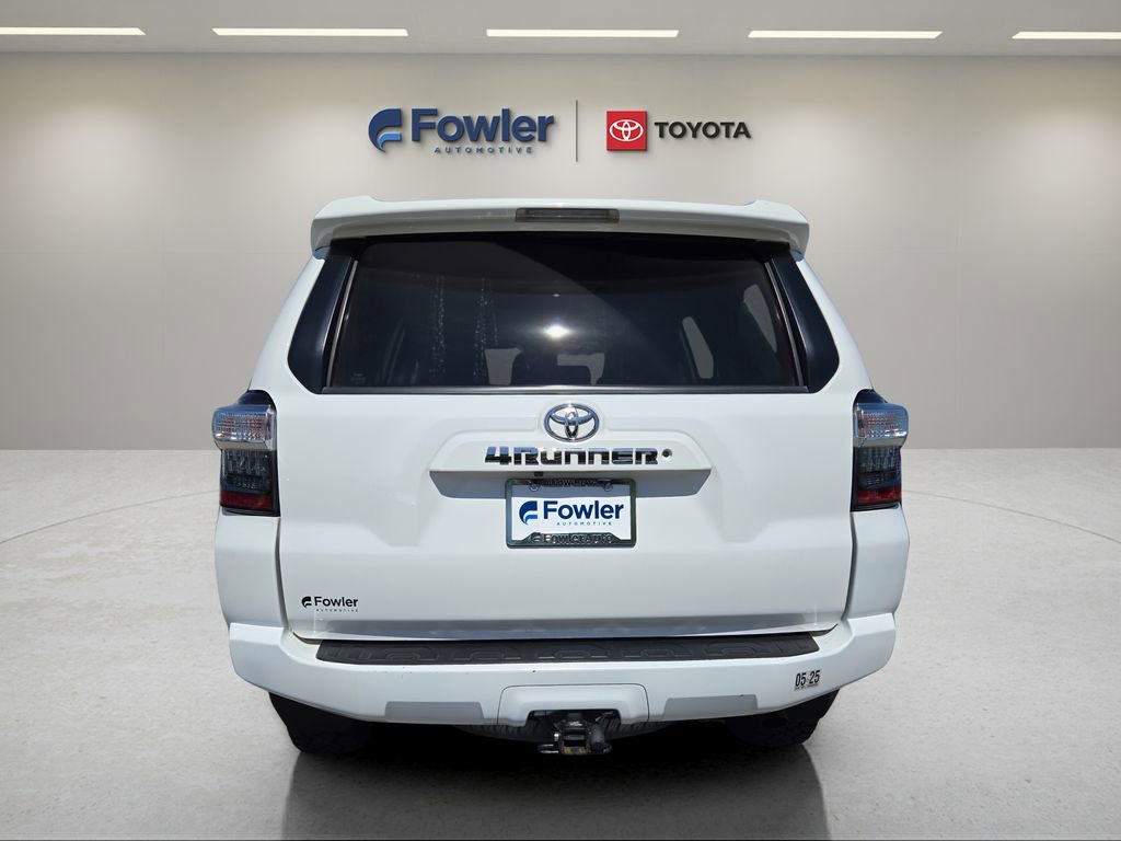 Used 2019 Toyota 4Runner SR5 Premium AWD/4WD image 6