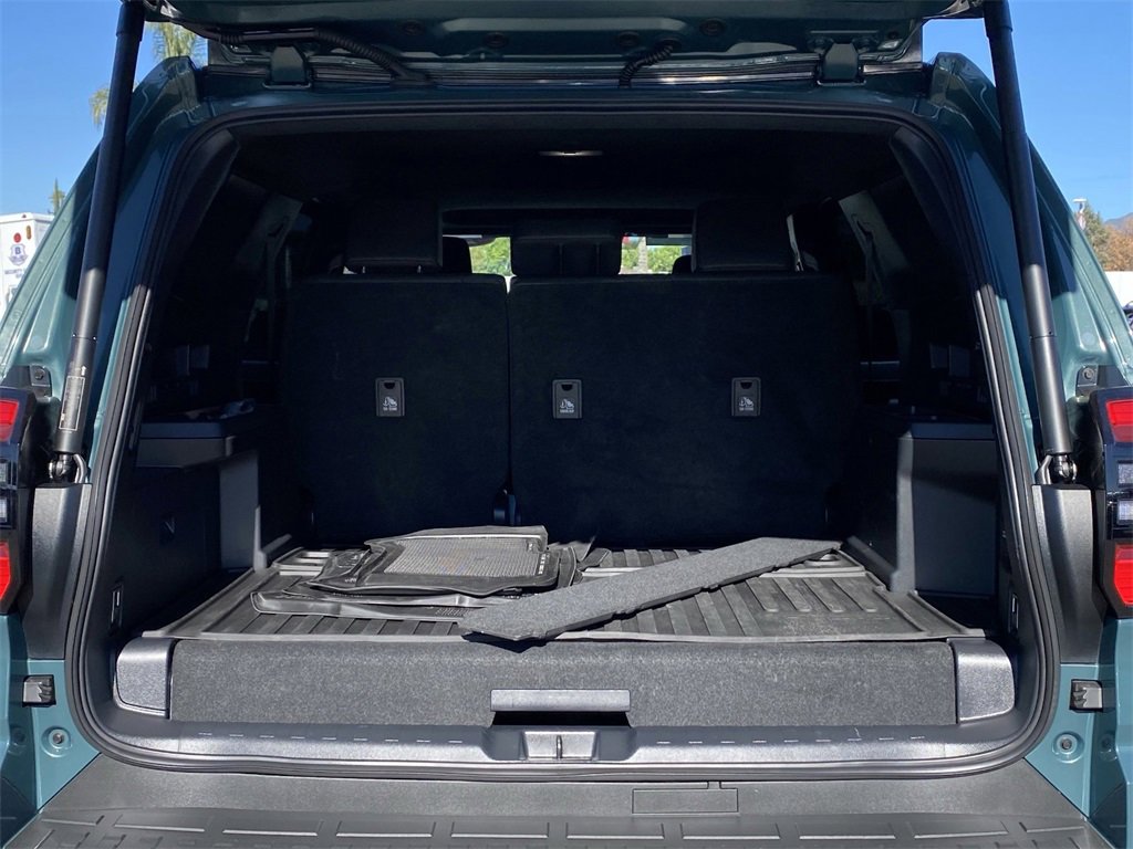 Certified 2025 Toyota 4Runner TRD Off-Road Premium image 17