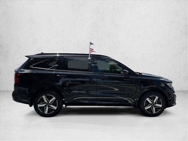 Used 2023 Kia Sorento S FWD image 4