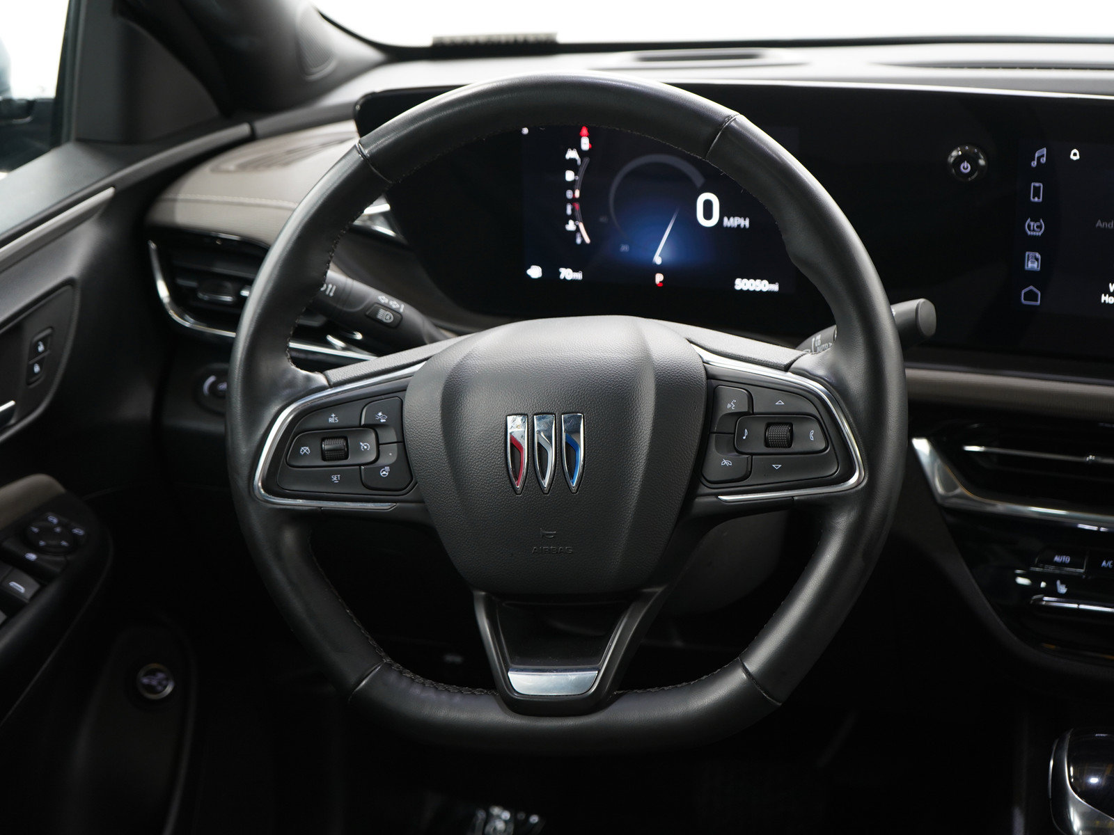 Used 2024 Buick Envista Avenir FWD image 16