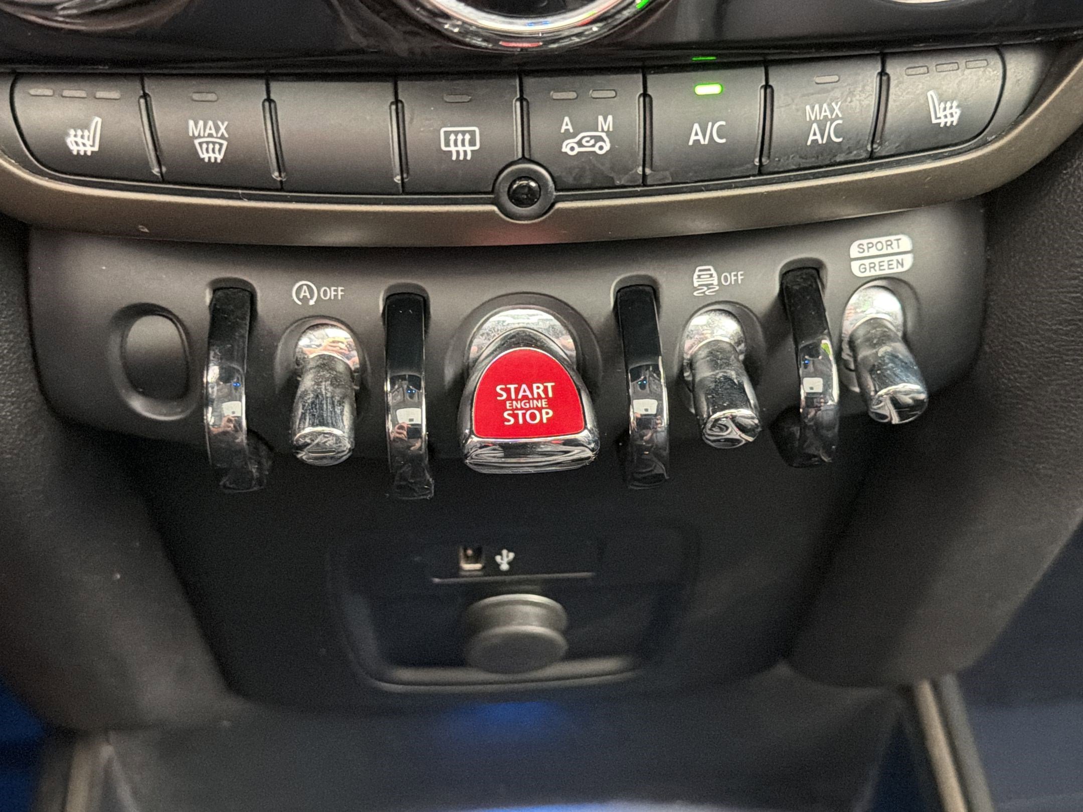 Used 2020 MINI Cooper Countryman S w/ Storage Package FWD image 18