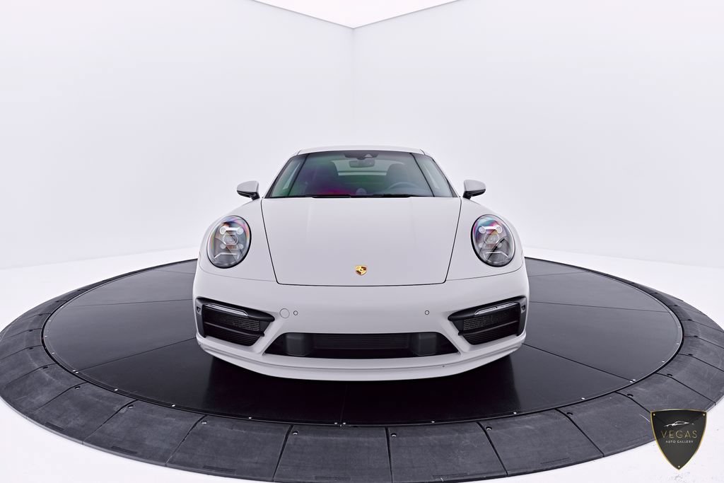 Used 2023 Porsche 911 Carrera RWD image 17
