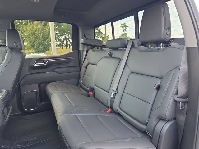 Used 2026 Chevrolet Silverado 1500 LT Trail Boss w/ LT Trail Boss Premium Package AWD/4WD image 15