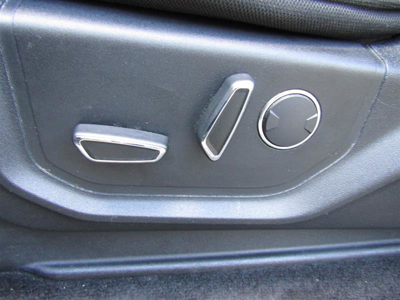 Used 2017 Ford F150 XLT w/ Equipment Group 302A Luxury image 13