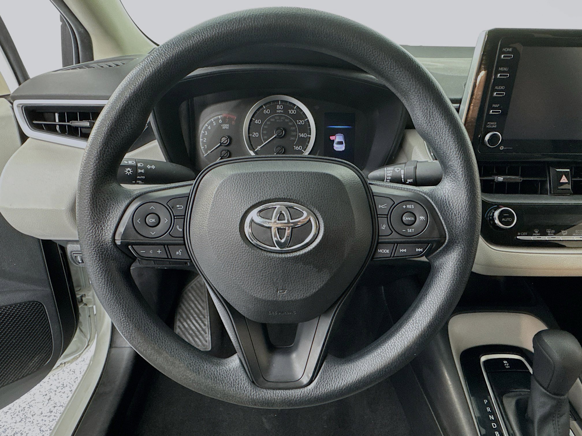 Used 2021 Toyota Corolla LE w/ LE Convenience Package image 11