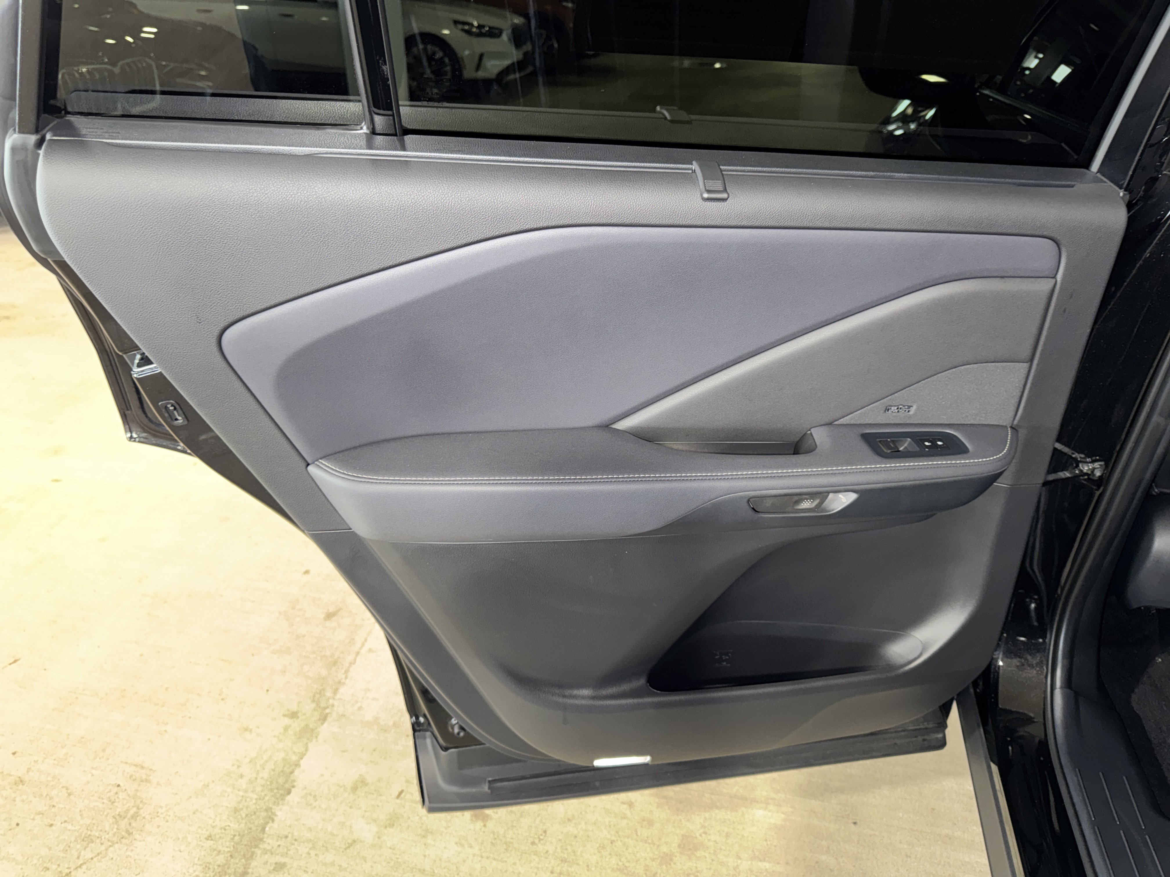 Used 2025 Lexus TX 350 AWD w/ Technology Package image 17