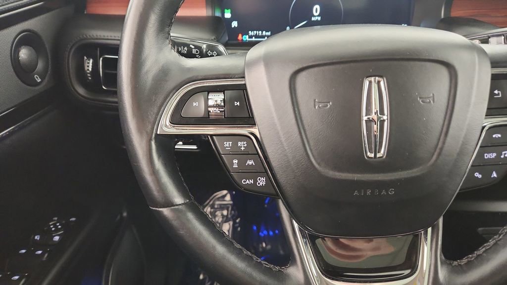 Used 2022 Lincoln Nautilus Reserve w/ Equipment Group 201A image 21