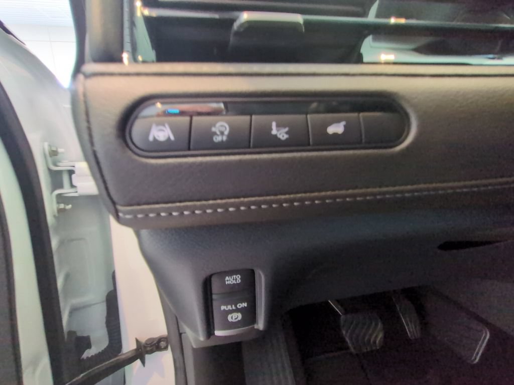 Used 2026 INFINITI QX80 Luxe w/ Cargo Package RWD image 11