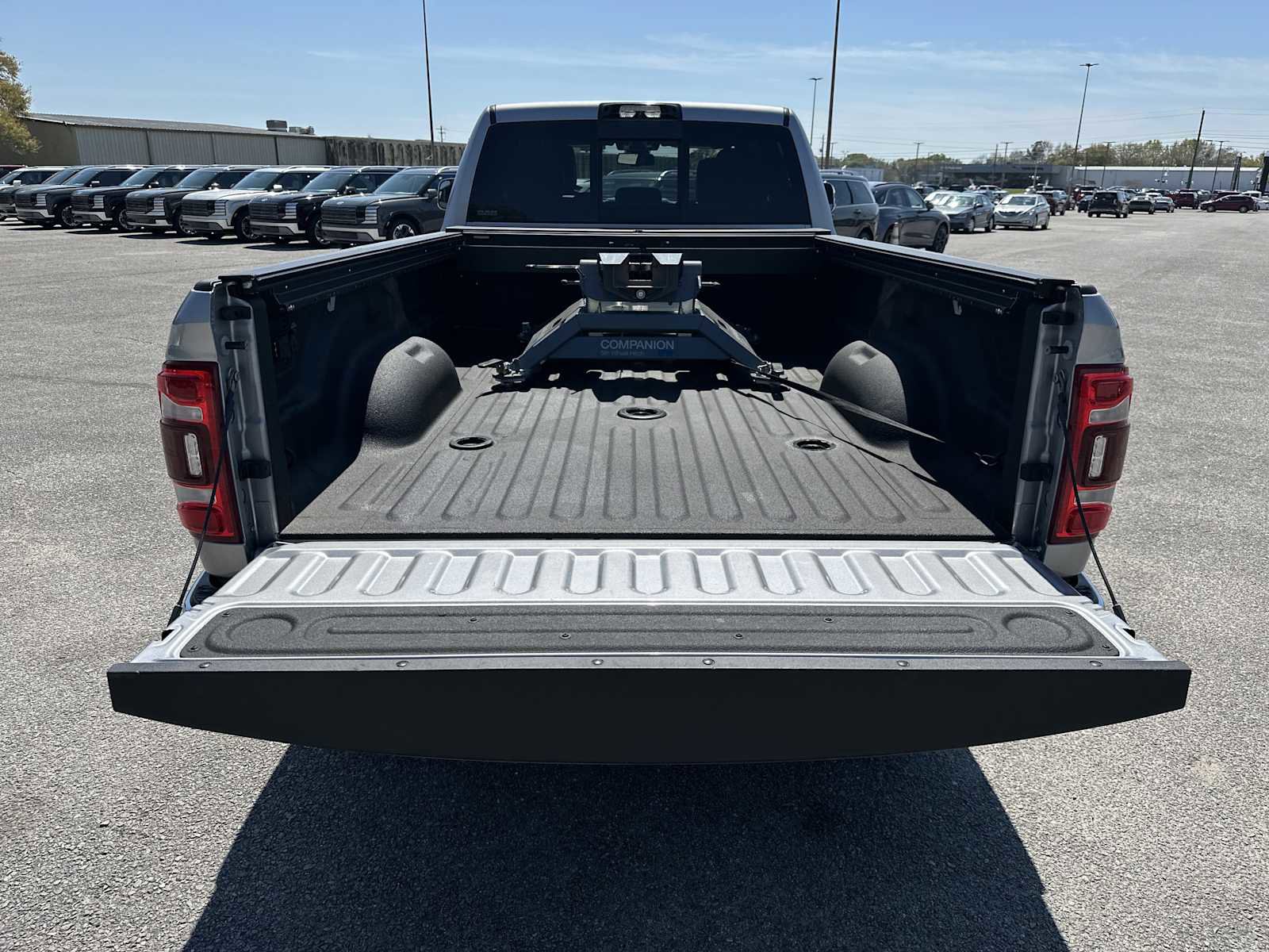 Used 2022 RAM 2500 Limited w/ Towing Technology Group image 24