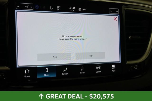 Used 2023 Chrysler Pacifica Touring-L FWD image 27