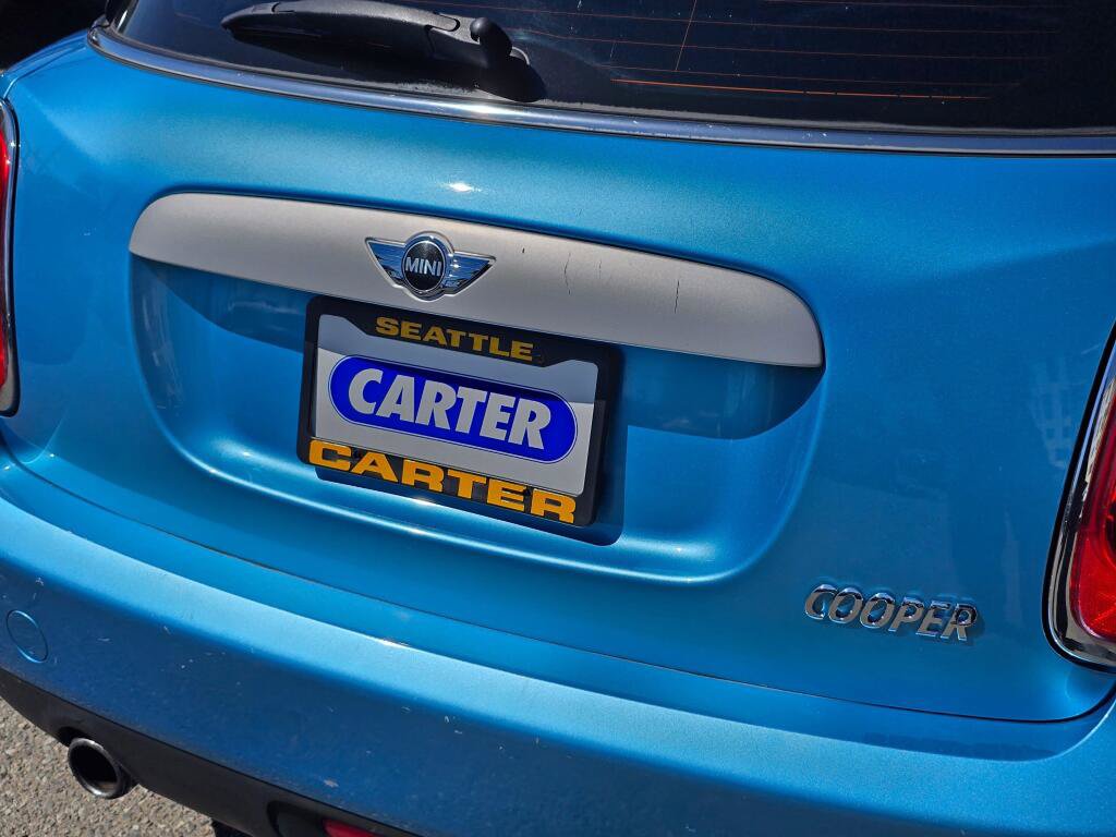 Used 2015 MINI Cooper 4-Door Hardtop FWD image 14