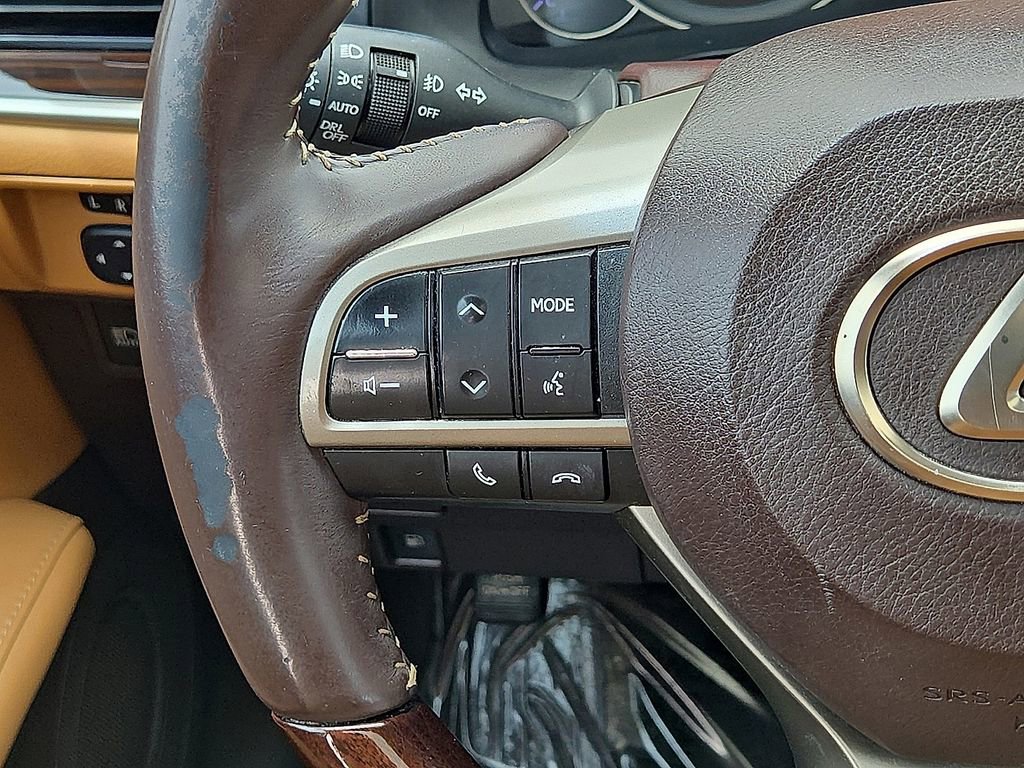 Used 2018 Lexus ES 350 w/ Navigation System Package FWD image 18