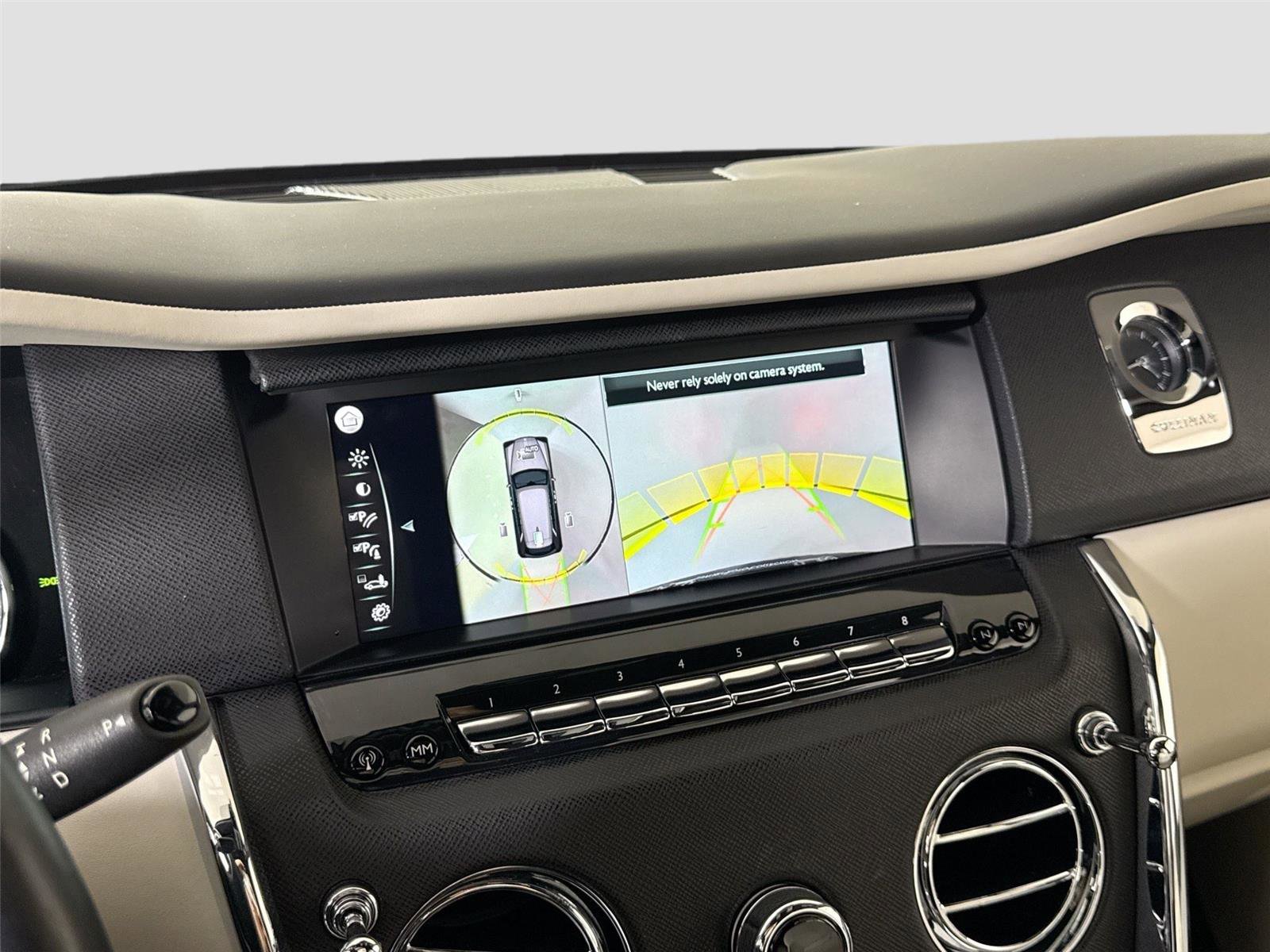 Used 2019 Rolls-Royce Cullinan image 22