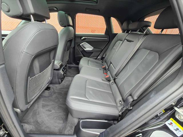 Certified 2023 Audi Q3 2.0T Premium w/ Convenience Package AWD/4WD image 16