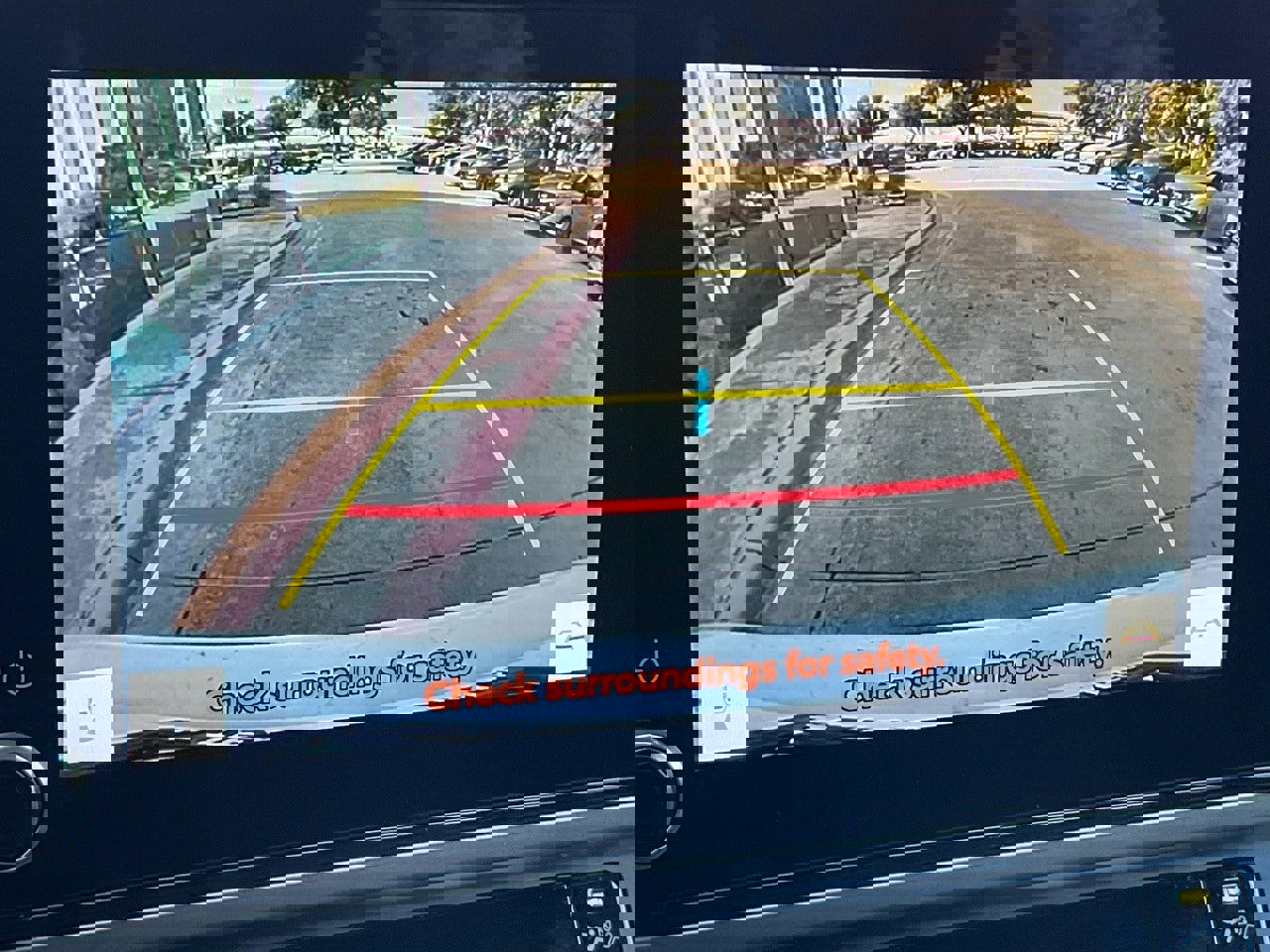 Used 2025 Toyota Camry SE image 29