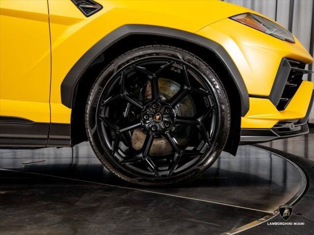 Used 2024 Lamborghini Urus Performante AWD/4WD image 31