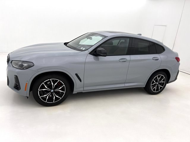 Certified 2025 BMW X4 M40i w/ Premium Package AWD/4WD image 5