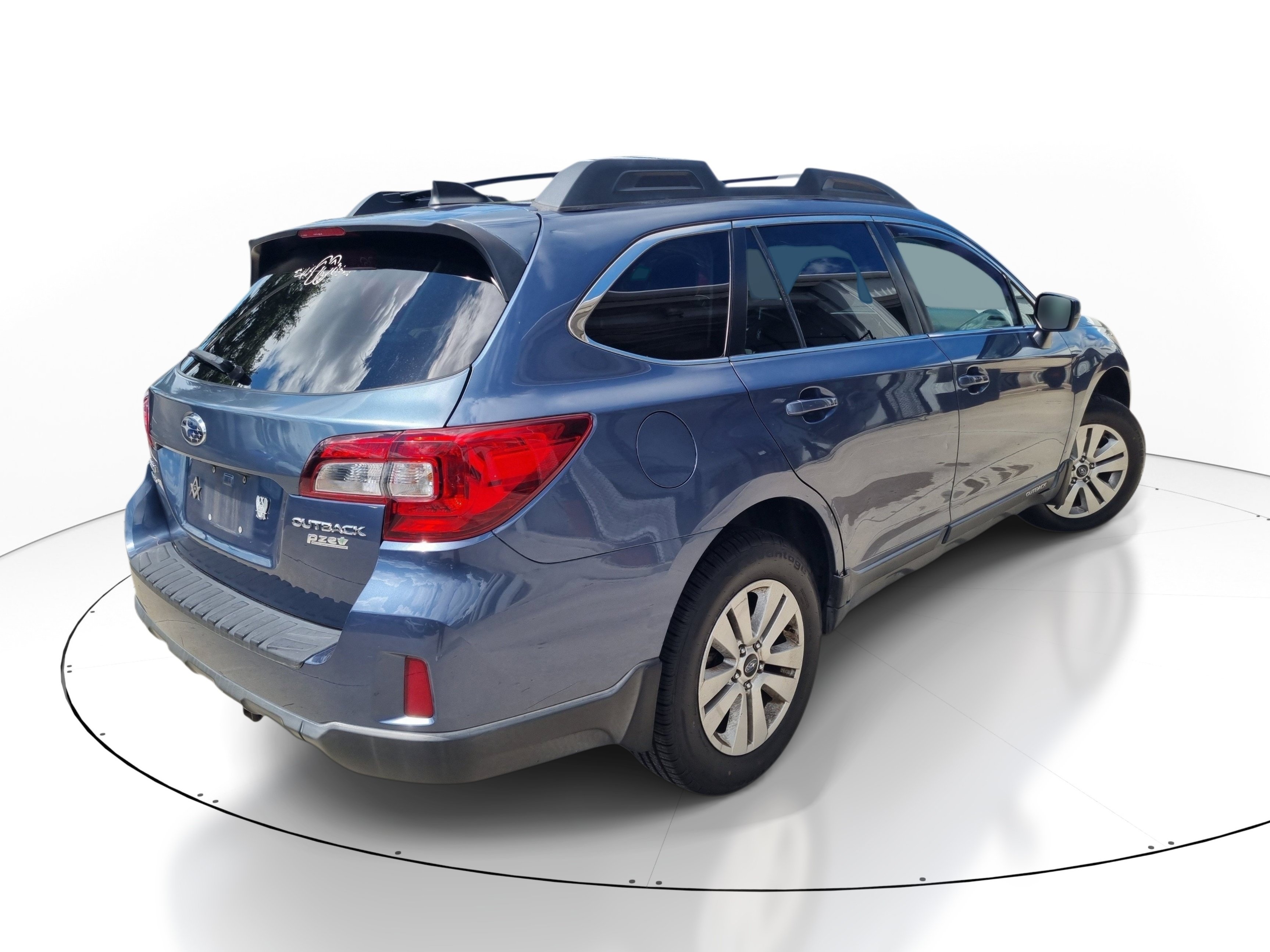 Used 2017 Subaru Outback 2.5i Premium AWD/4WD image 6