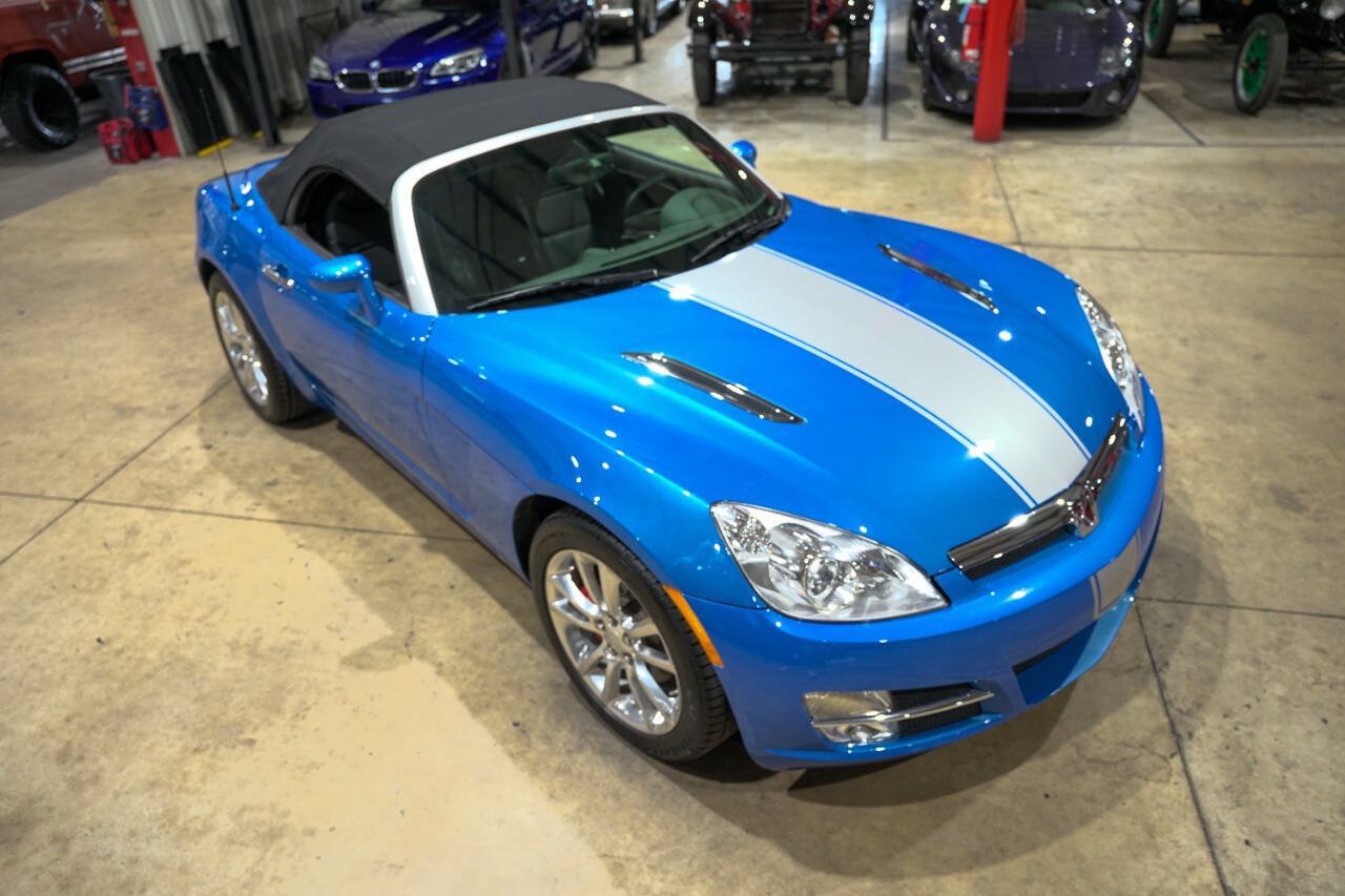 Used 2009 Saturn Sky Hydro Blue RWD image 25