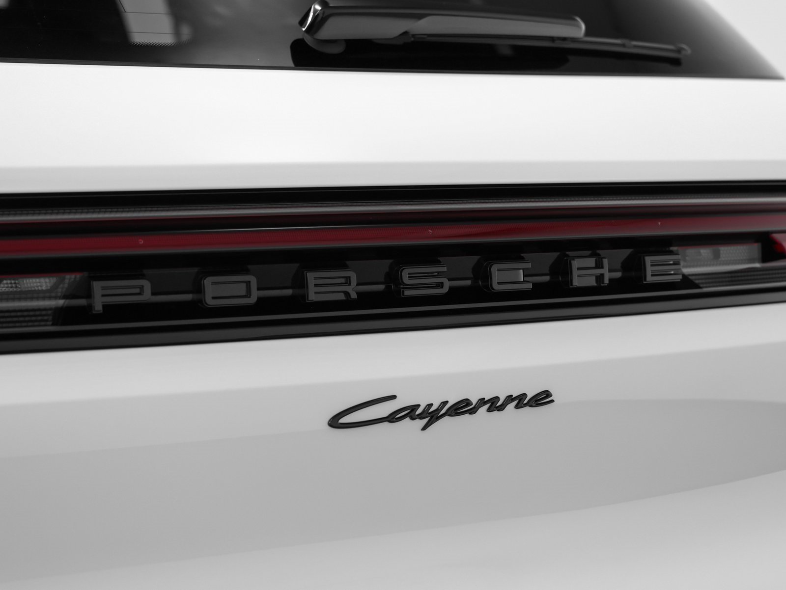 Used 2025 Porsche Cayenne image 17