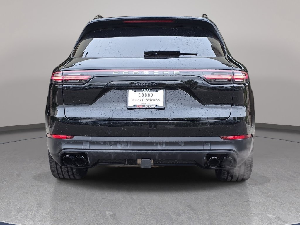 Used 2023 Porsche Cayenne Platinum Edition AWD/4WD image 7