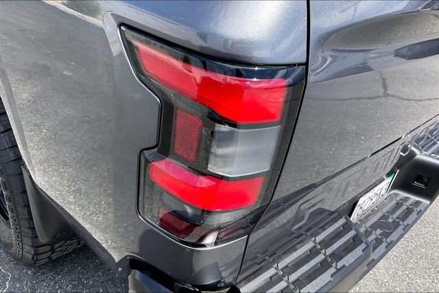 Used 2022 Nissan Frontier S RWD image 28