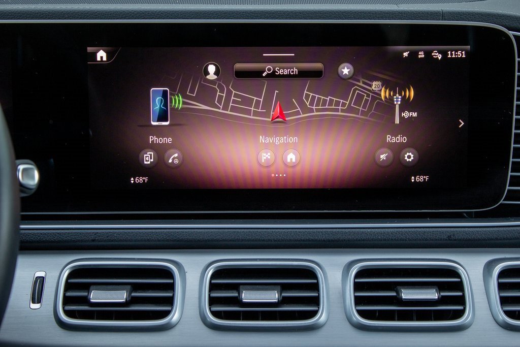 Used 2024 Mercedes-Benz GLS 450 4MATIC image 16