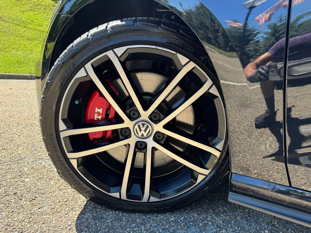 Used 2017 Volkswagen GTI Sport FWD image 49