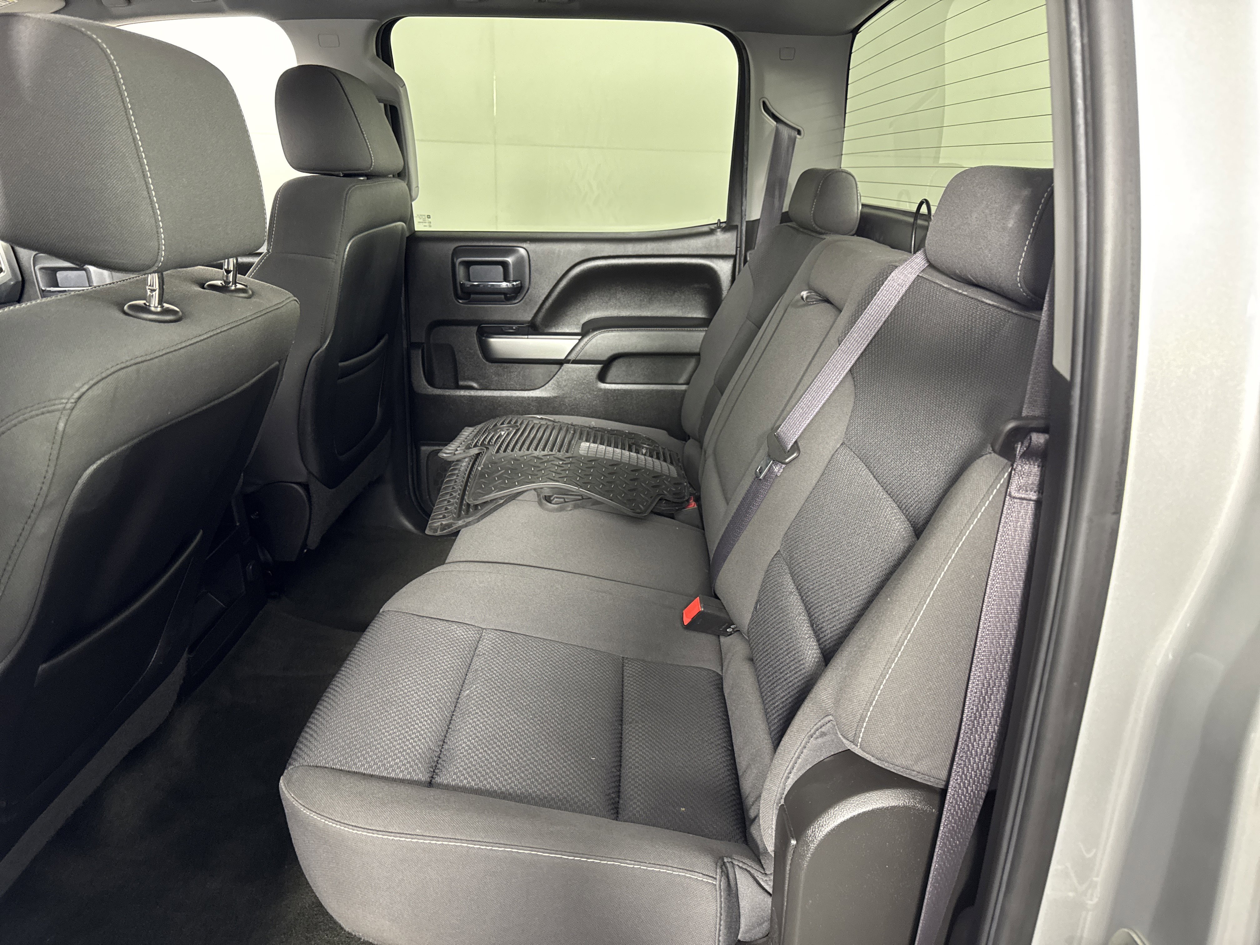 Used 2015 Chevrolet Silverado 1500 LT w/ LT Convenience Package RWD image 19
