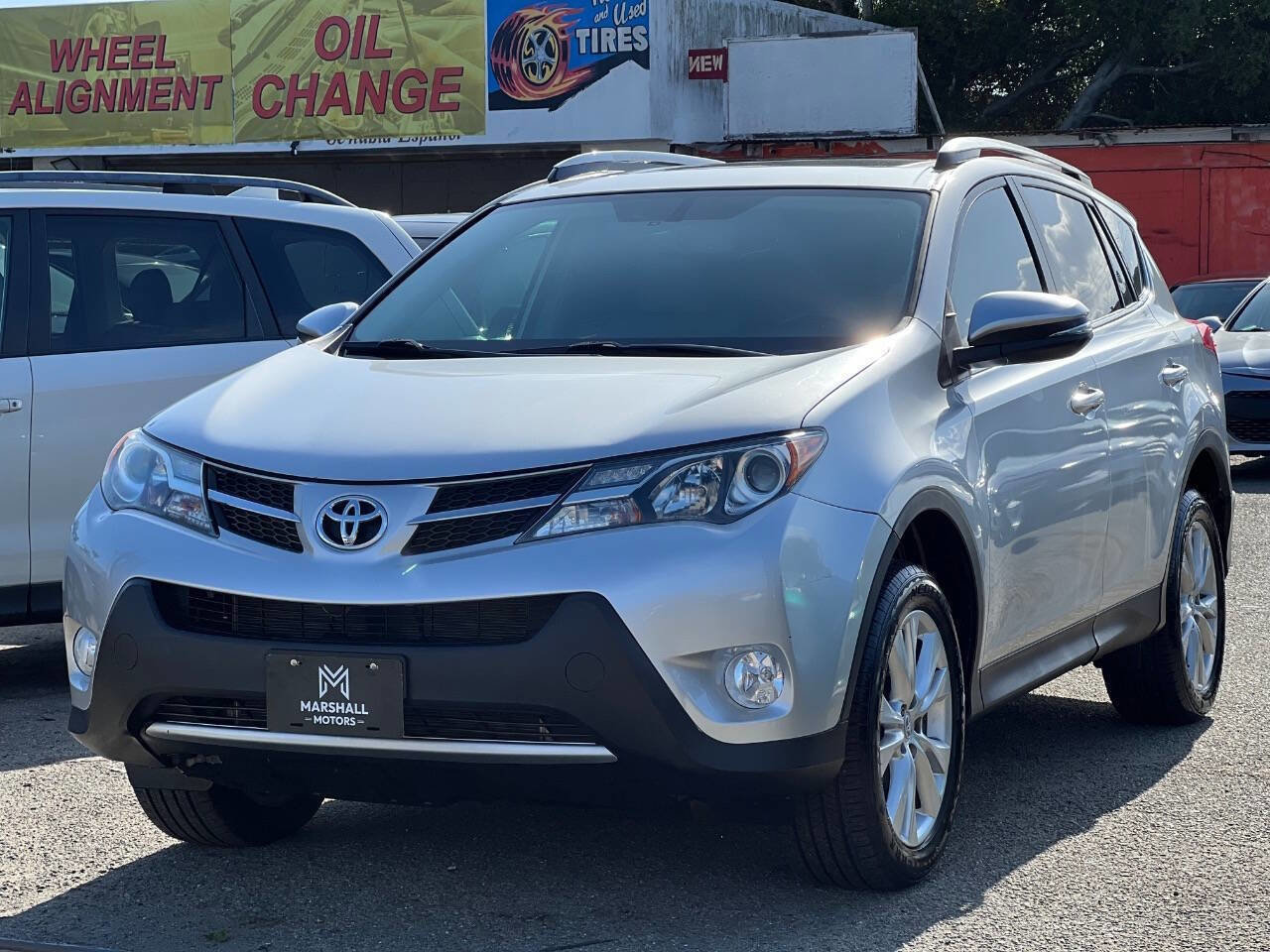 Used 2015 Toyota RAV4 Limited FWD image 3