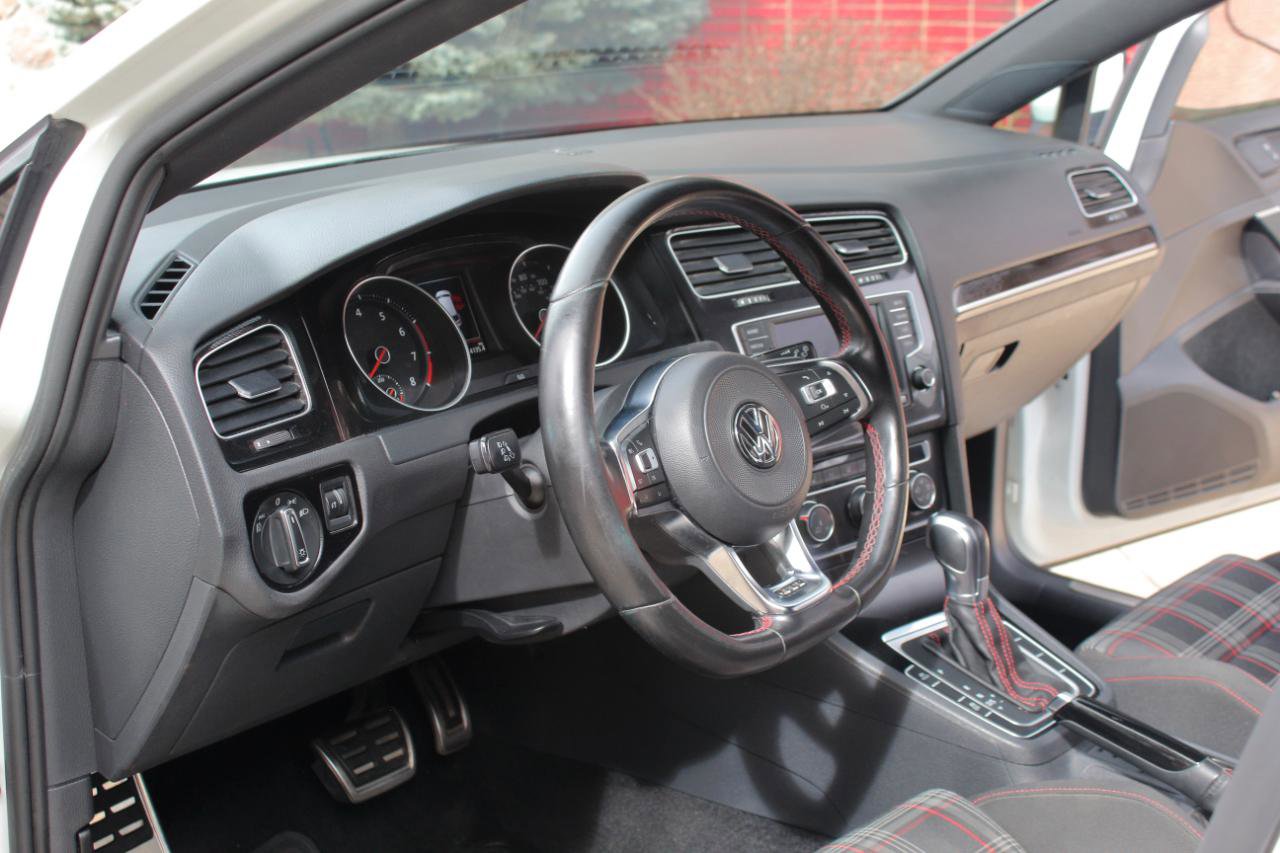 Used 2017 Volkswagen GTI S image 41