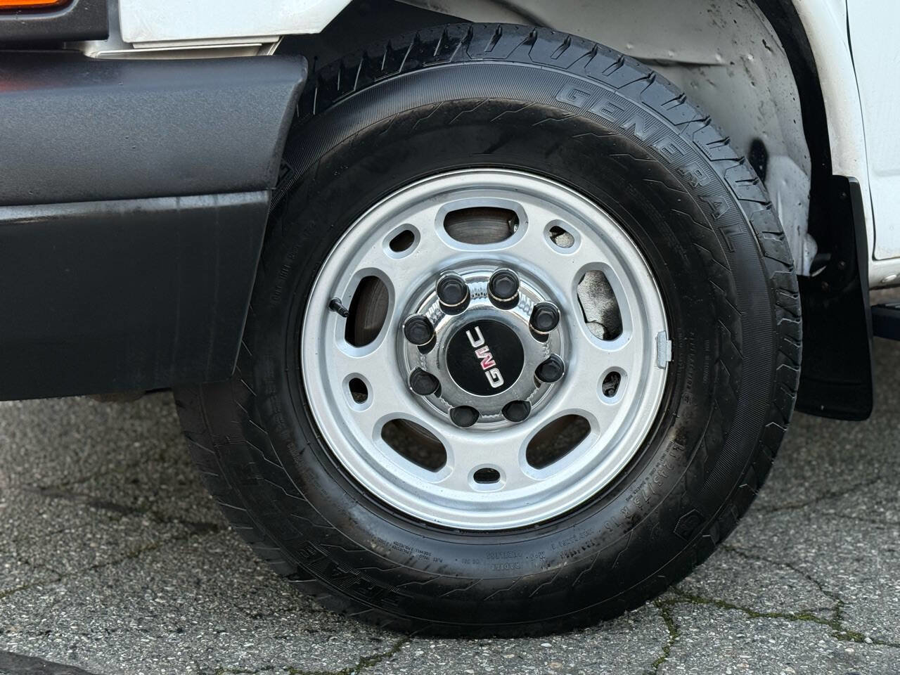 Used 2016 GMC Savana 2500 2500 3dr Extended Cargo Van w/ image 31