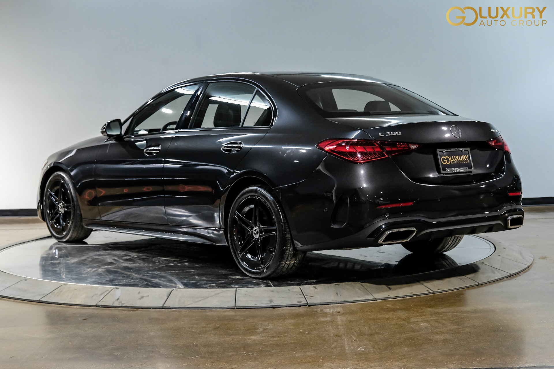 Used 2024 Mercedes-Benz C 300 4MATIC Sedan image 11