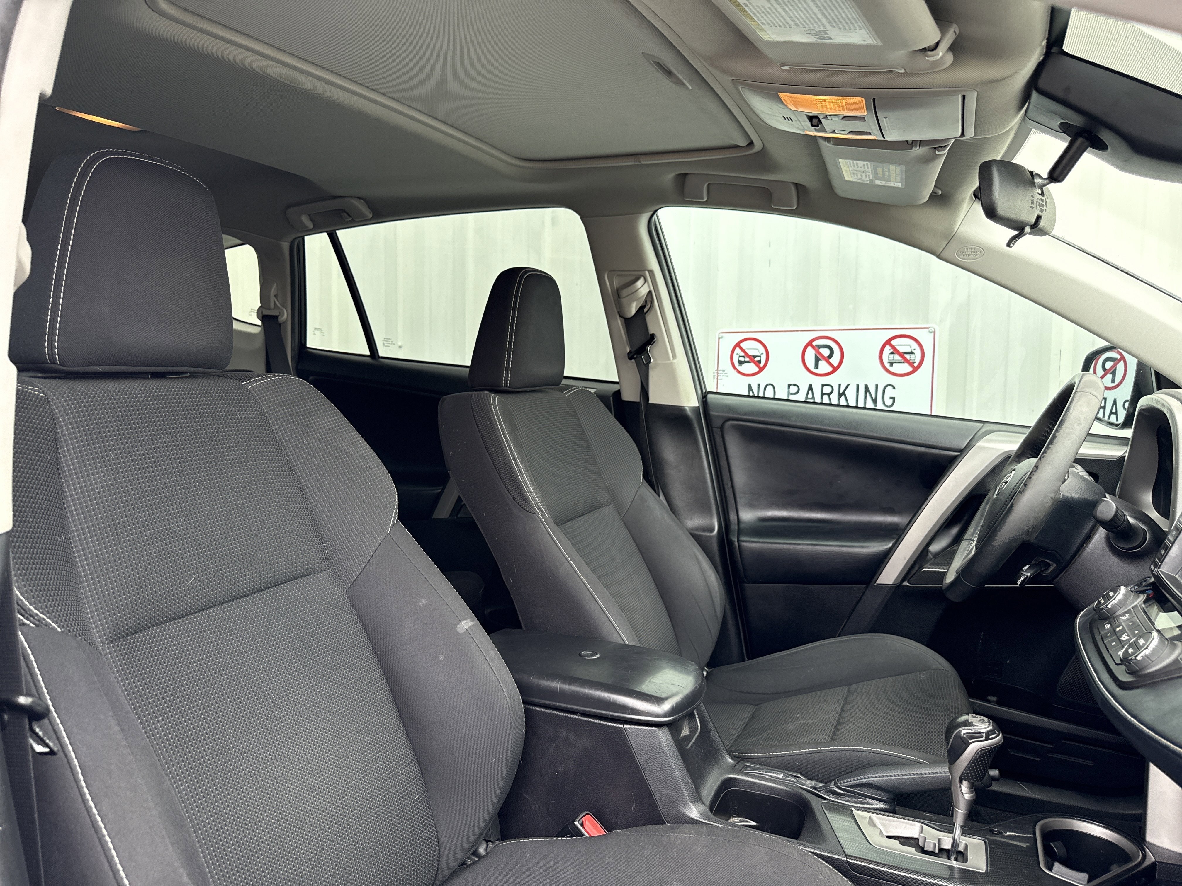 Used 2018 Toyota RAV4 Adventure image 21