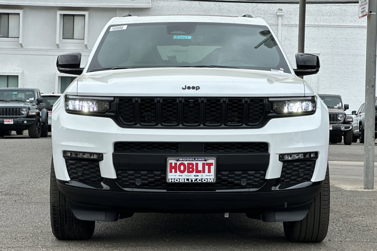 New 2025 Jeep Grand Cherokee L Limited w/ Luxury Tech Group II image 8